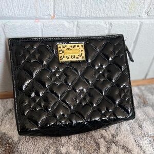 Preowned Black Vinyl Betsey Johnson Heart Quilted Clutch Bag